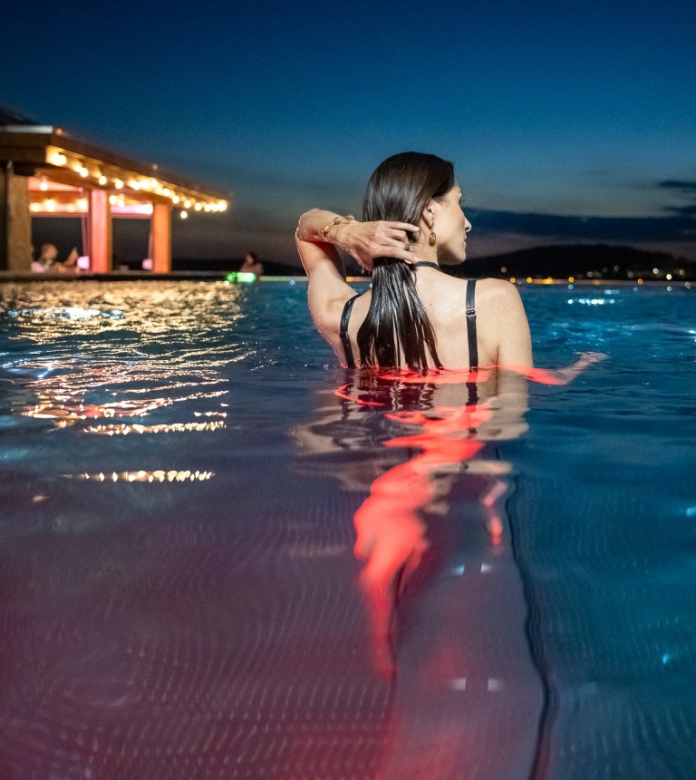 Odkryj Niebo Nad Kielcami: Nasz Basen Infinity Na Dachu