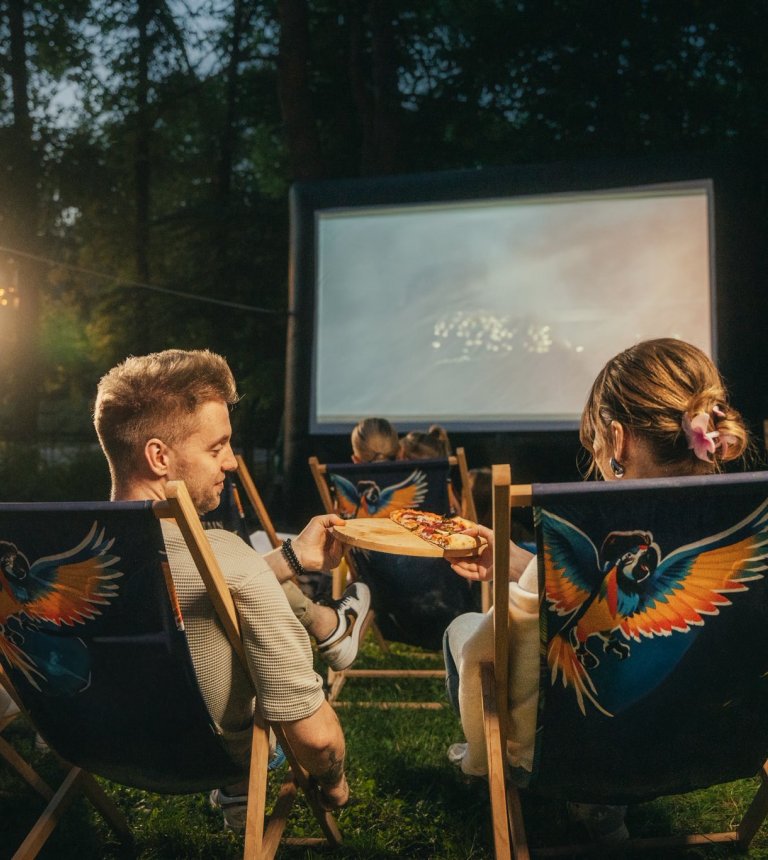 Letnie Kino w Binkowski Dworek – Relaks pod Gwiazdami