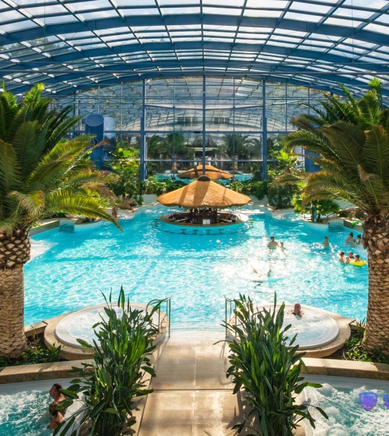 Pobyt w Binkowski Resort z Basenami Tropikalnymi